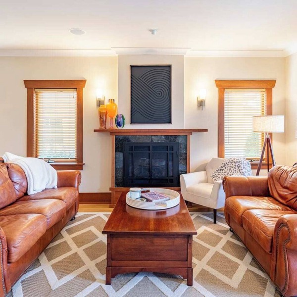 Entire property: Main House, Basement Apartment (separate) & Cottage (separate)