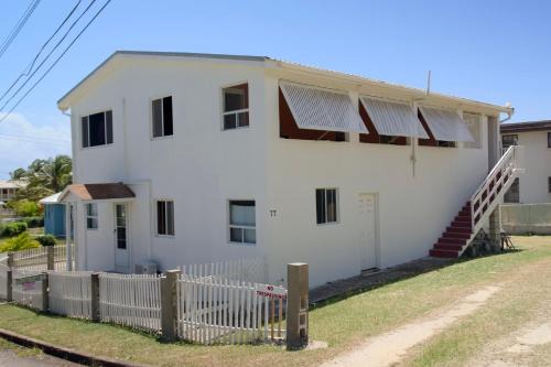Esaw Place
