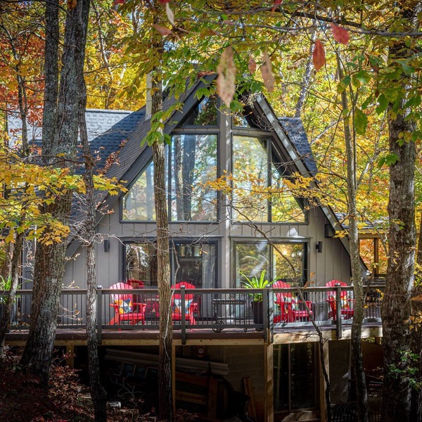 Escape to Our Charming A-Frame Retreat -Family Fun