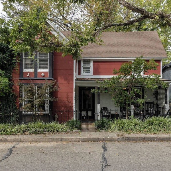 Eureka Springs 3 Bed - Teacup Cottage
