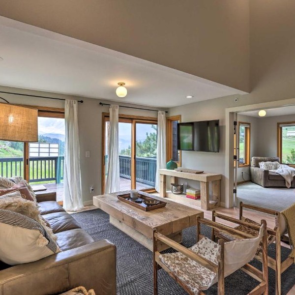 Evergreen Mountain Duplex w/Trail Access!