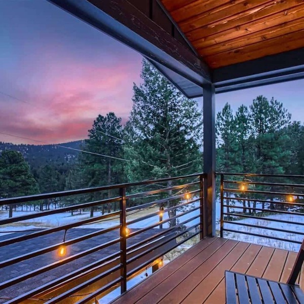 Evergreen's Modern Cabin. 20Acres/Seclusion/Creek!