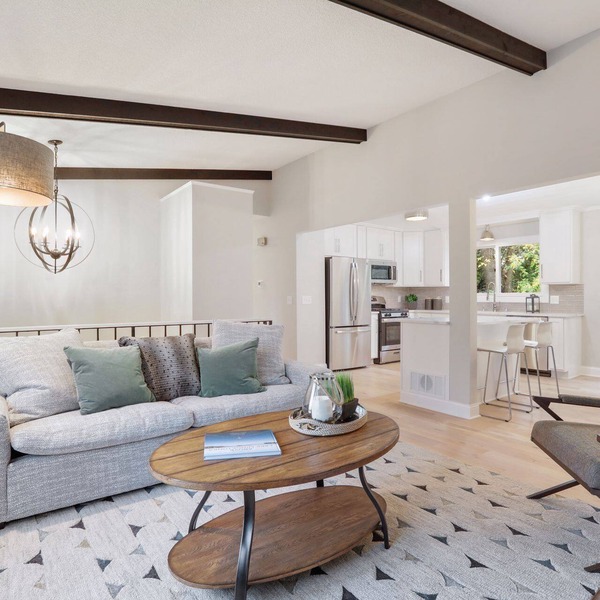 Excelsior Gem! Designer Completely Renovated!