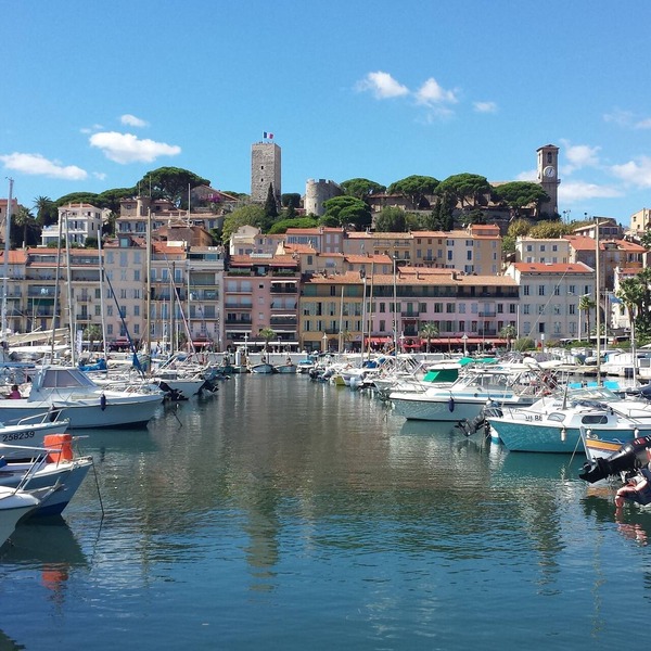 Exceptional Appart de charme 3 * at ♥ of Cannes Vieux Port, foot of Suquet