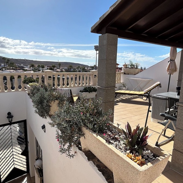 Exceptional Home with mountain Town & Sea views, Privat Sun Terrace + 5G WiFi