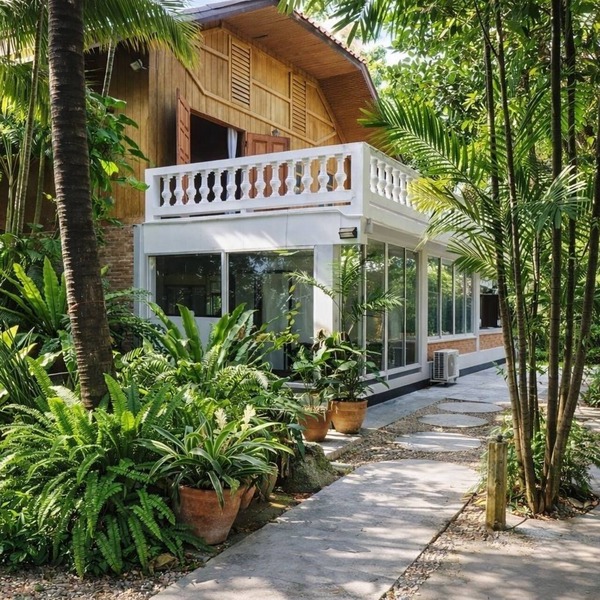 Exceptional Modern Thai House. Comfort, Space & Serenity in Prime Location.
