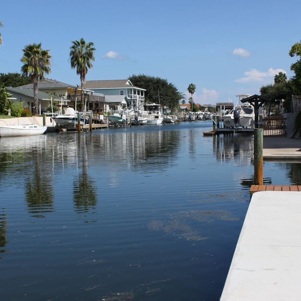 Exceptional Vacation Home with Pool in Beautiful Rockport Texas