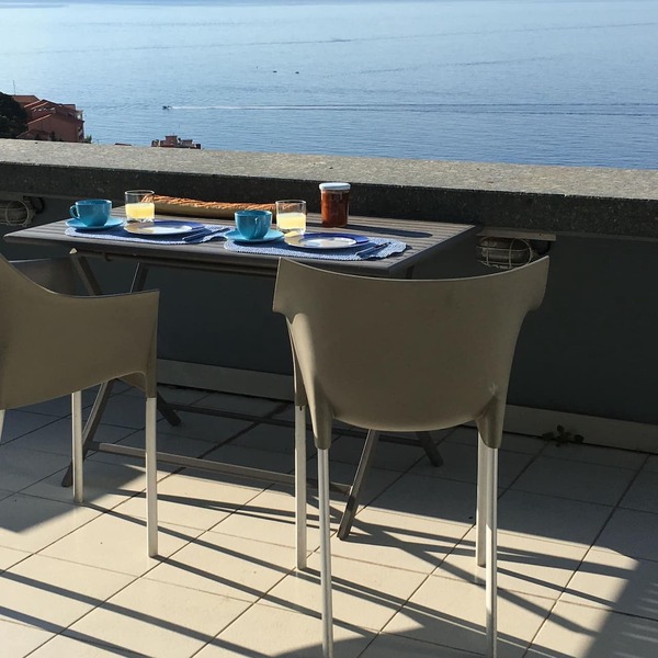 Exceptional view, standing terrace overlooking the Merc bathing beaches 5m Monac