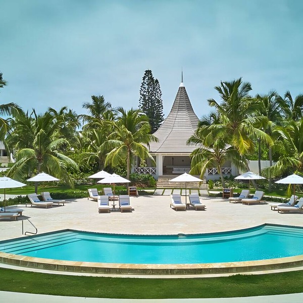 Exclusive Ocean-View Getaway Offering Total Serenity, Pink Sands & Sea Views