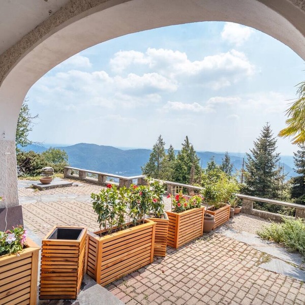Exclusive Panoramic Sky Alps