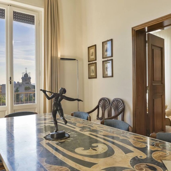 Exclusive Penthouse 4 BR 3 BTH w/View: published on Vogue!