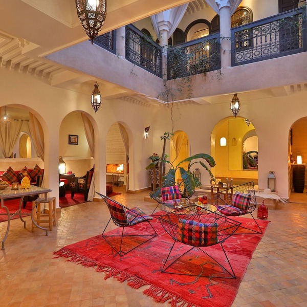 Exclusive Riad Couleur Médina with Heated Pools, Jacuzzi & Spa