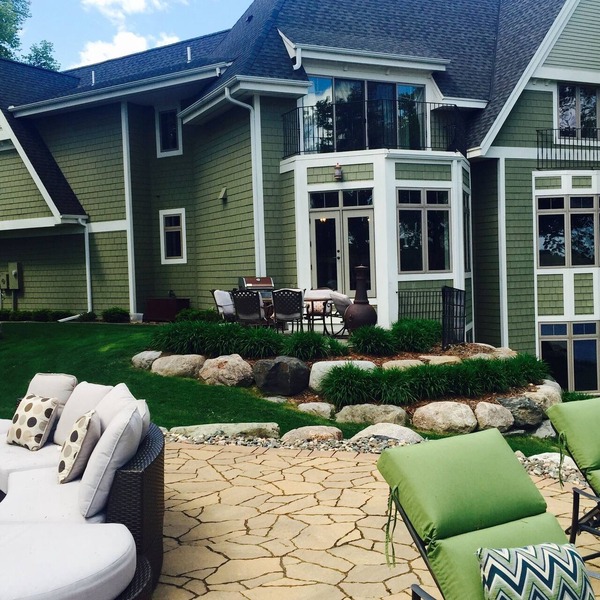 Executive Home on Lake Minnetonka with all the amenities