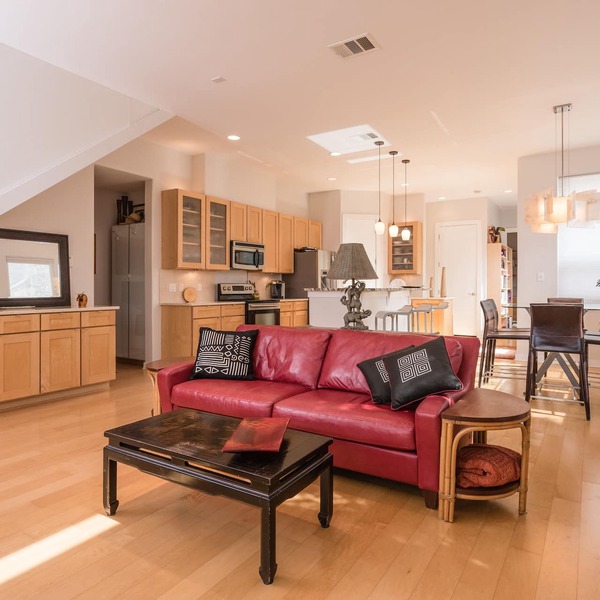 Executive Suite Condo in Central Austin