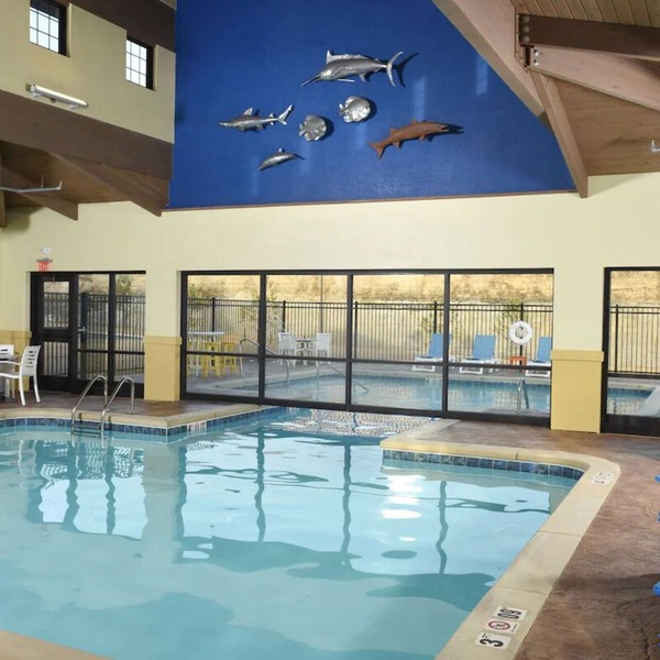 Expanded Stay King, Stoney Creek Broken Arrow, Living Room | 4 Units