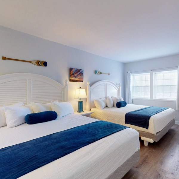 Expansive Double King Room for a Luxurious Group Stay