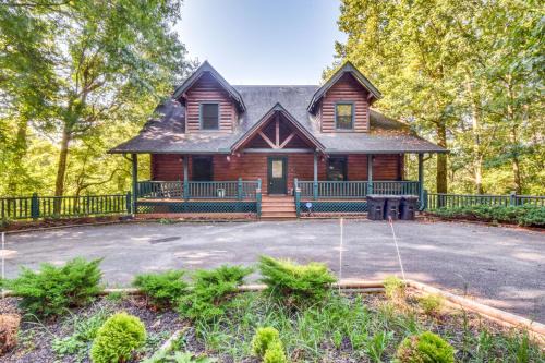Expansive Sky Valley Lodge w/Mountain Views!