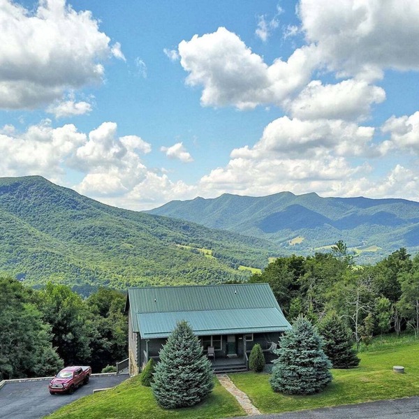 Experience Almost Heaven in this cozy 2-bedroom cabin in West Jefferson, NC.