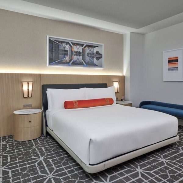 Experience Elegance at Distinct Room Near Fort Worth’s Buzz