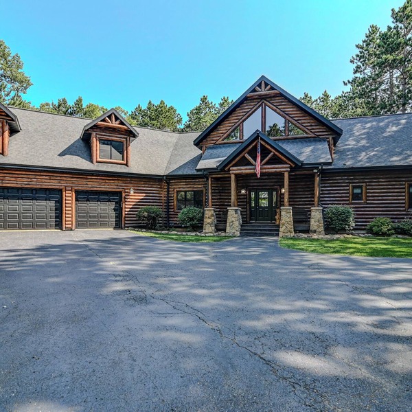 Experience luxurious lakeside living in our 5-bed, 5-bath retreat!