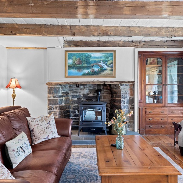 Experience Rich History&Relax at a Delightful Residence Center ofNYHudson Valley