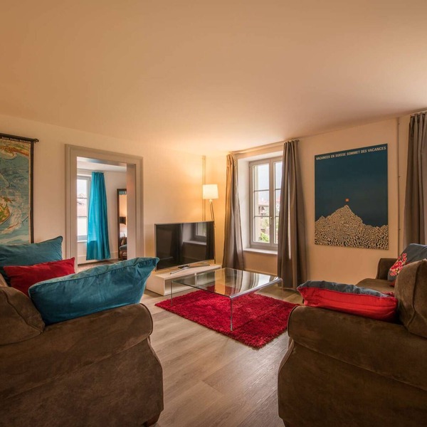 Exquisite Holiday Apartment in Interlaken's Heart