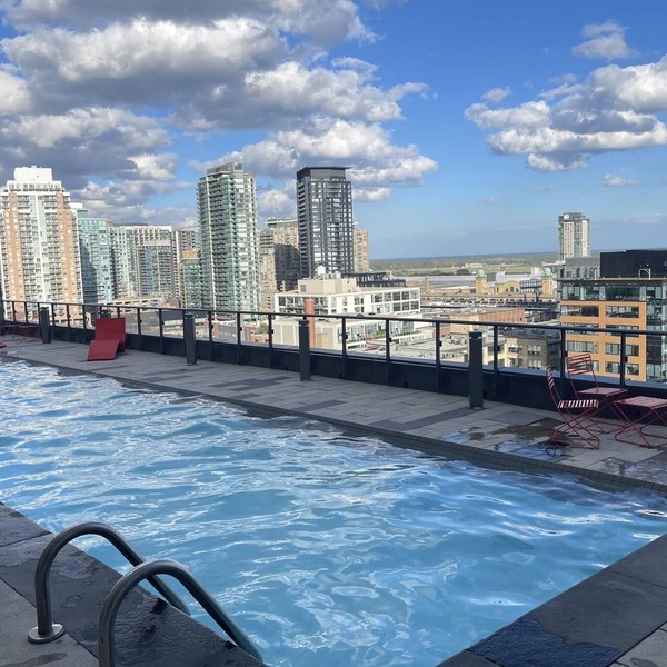 Exquisite Condo with Stunning Views in Downtown