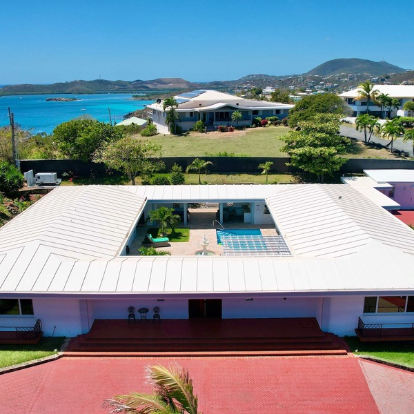 Exquisite Courtyard Villa on St. Thomas East End/Ocean Views + Modern Comfort