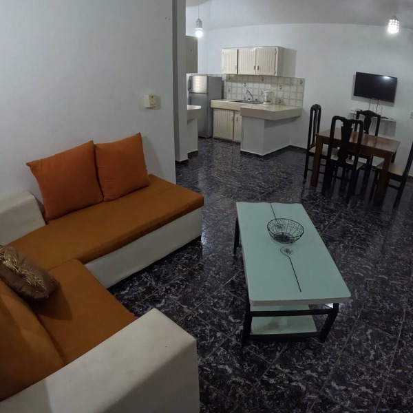 Exquisite Studio Retreat at El Legendario: Moments from Beach & Dining