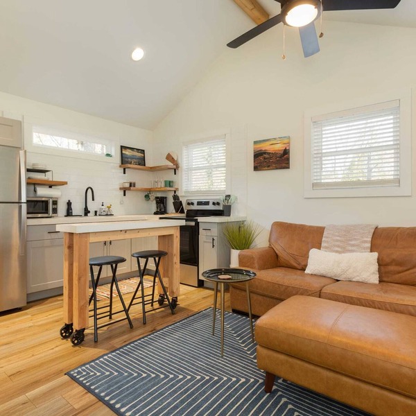 Extremely Clean | Cozy | Pet-Friendly Cottage