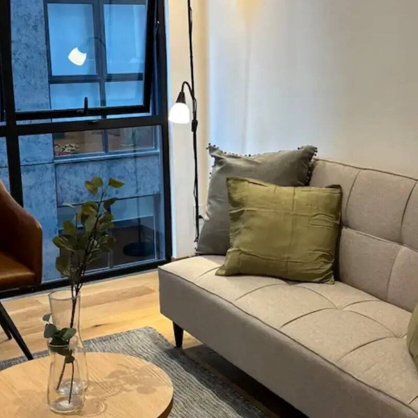F205 - 1BDR/1BTH - One Bedroom Apartment, Sleeps 3