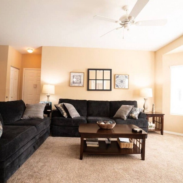 Fabulous Phoenix 2Bd/2Ba condo w/Great Pool Views