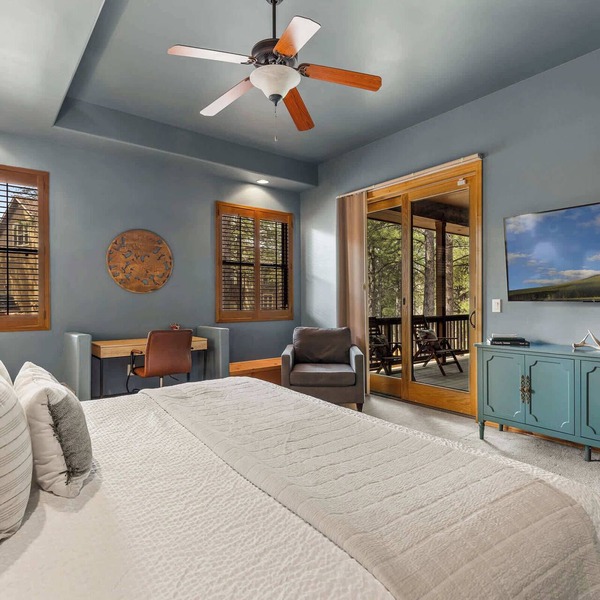 Fam-Friendly Cabin | AC | Hottub | Game room | Fun