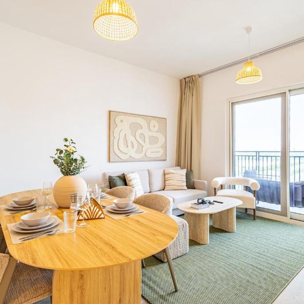 Families & Groups Paradise 5 min from Yas Island Theme Parks