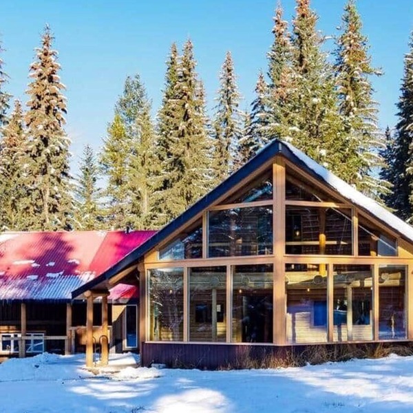 Family Cabin + Games Barn | Hot Tub | Theatre