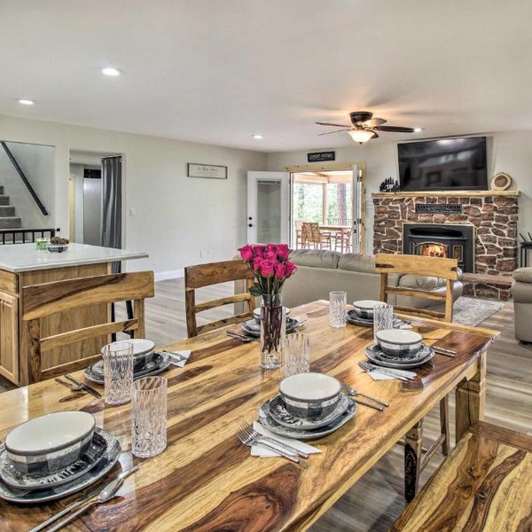 Family Cabin w/Game Room! 32 Mi to Sunrise Resort