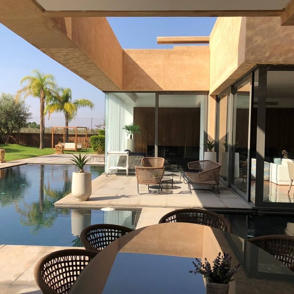 Fancy villa with special view and beautiful swimming pool near to parks ,
