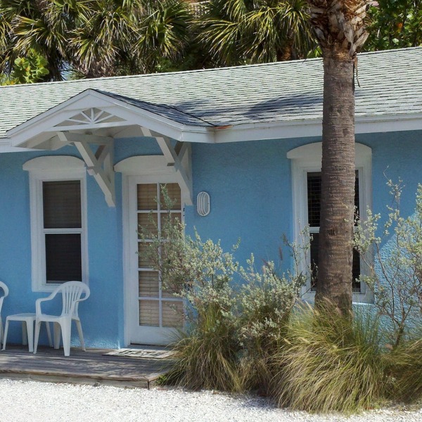 Fantastic Beachside Cottage Professional Baseball,Football and Hockey, Golf