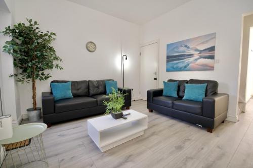 Fargo Villa Coventry - Walk to City Centre & University, Free Parking, Wi-Fi