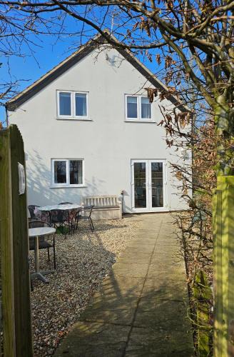 Farthing Cottage