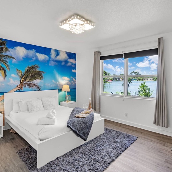 Featuring 4 bedrooms and 2 bathrooms, it sleeps 10 people comfortably.