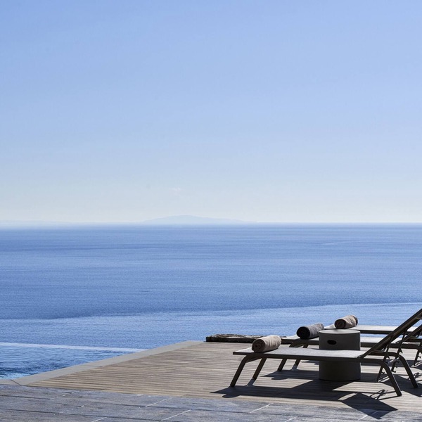 Feeling the endless blue !