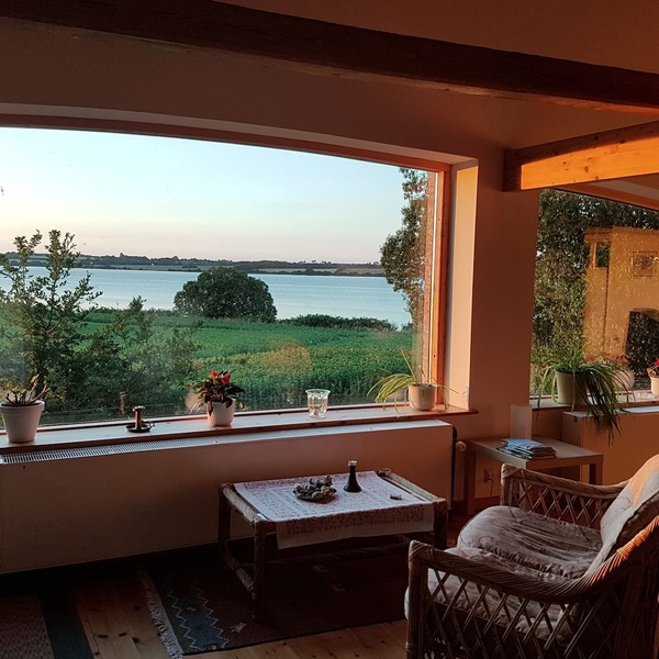Ferienhof KRONBORG: Spacious apartment with panoramic views of the water