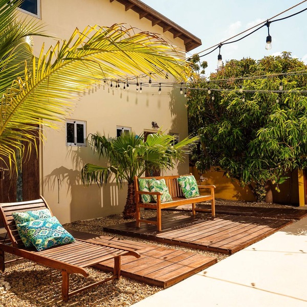 FEW STEPS FROM MAGEL HALTO BEACH, ONE OF THE BEST IN ARUBA! Your home in Aruba!