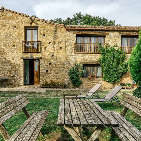 Finca "Can L'Hospitalet" with Private Pool, Private Terraces & Wi-Fi