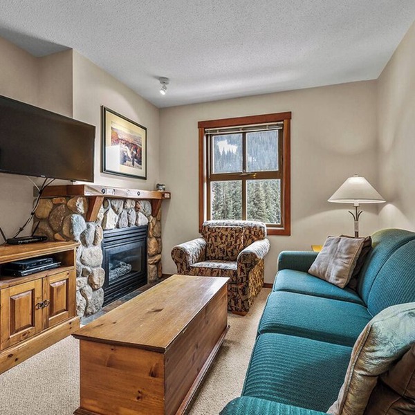 Fireside Lodge 403: Cozy Studio, Centrally Located, Ski-in/Ski-out