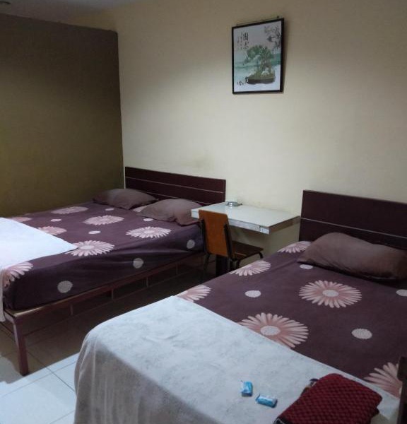 First Inn Hotel