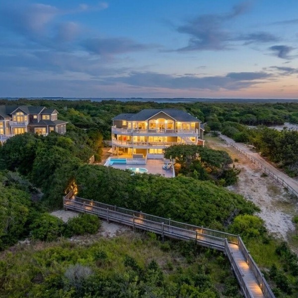 Fitzgerald Estate | Sleeps 30 | Weddings & Retreats | Oceanfront OBX