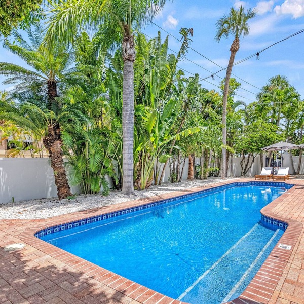 Five Palms | Stunning Lido Key Retreat with Private Pool, Firepit, and Steps to the Beach