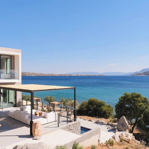 Floating Cubes Villa Spa with private Jacuzzi